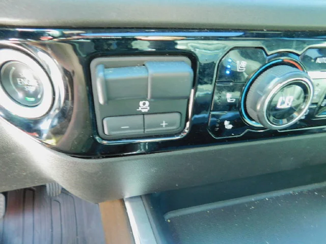 Used 2024 Gray Chevrolet High Country image 20