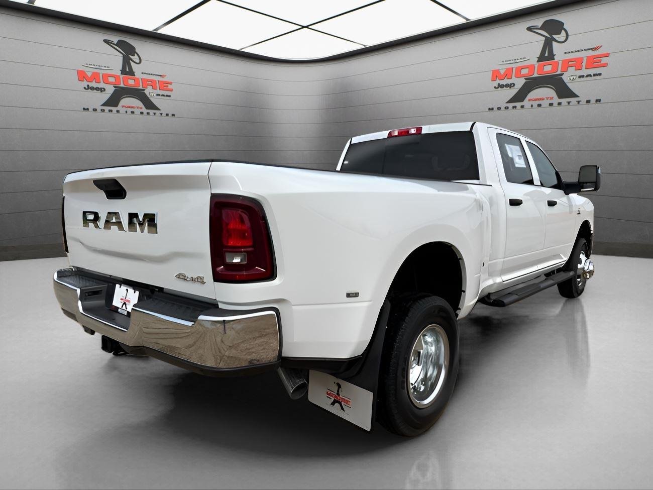New 2026 Bright White Clear-Coat Exterior Paint RAM Tradesman image 8