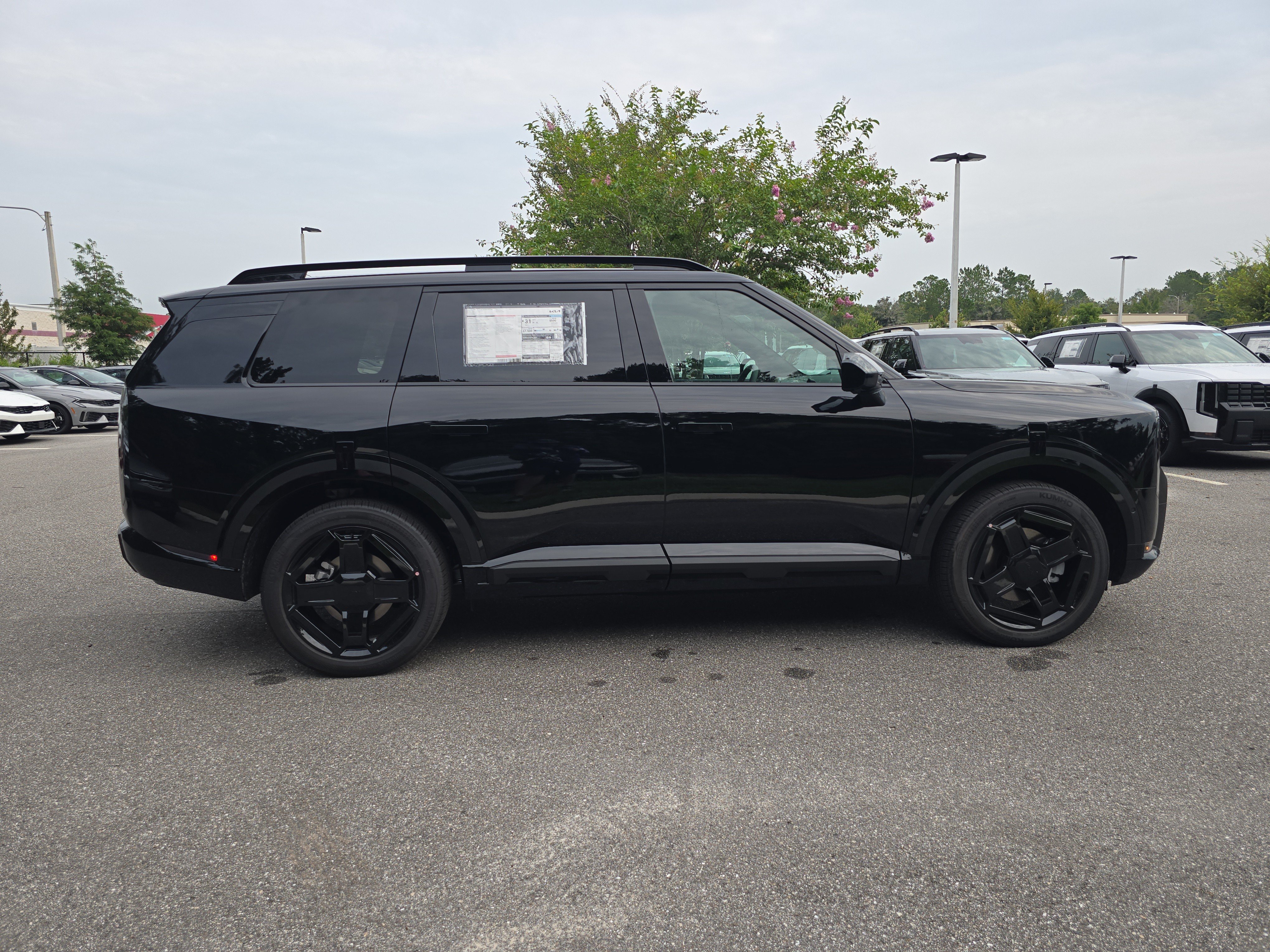 New 2027 Ebony Black Kia X-LINE SX PRESTIGE image 9
