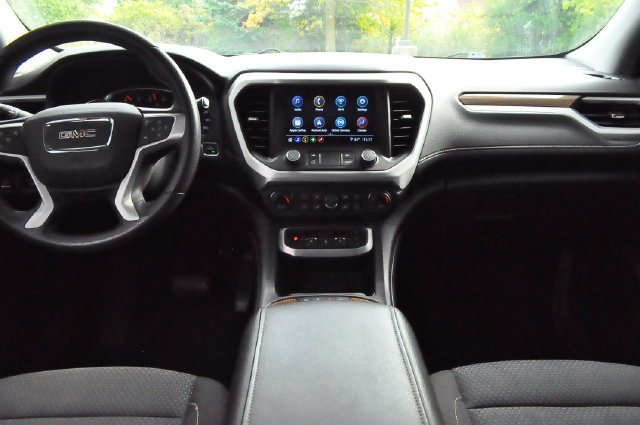 Used 2021 Black GMC SLE image 16