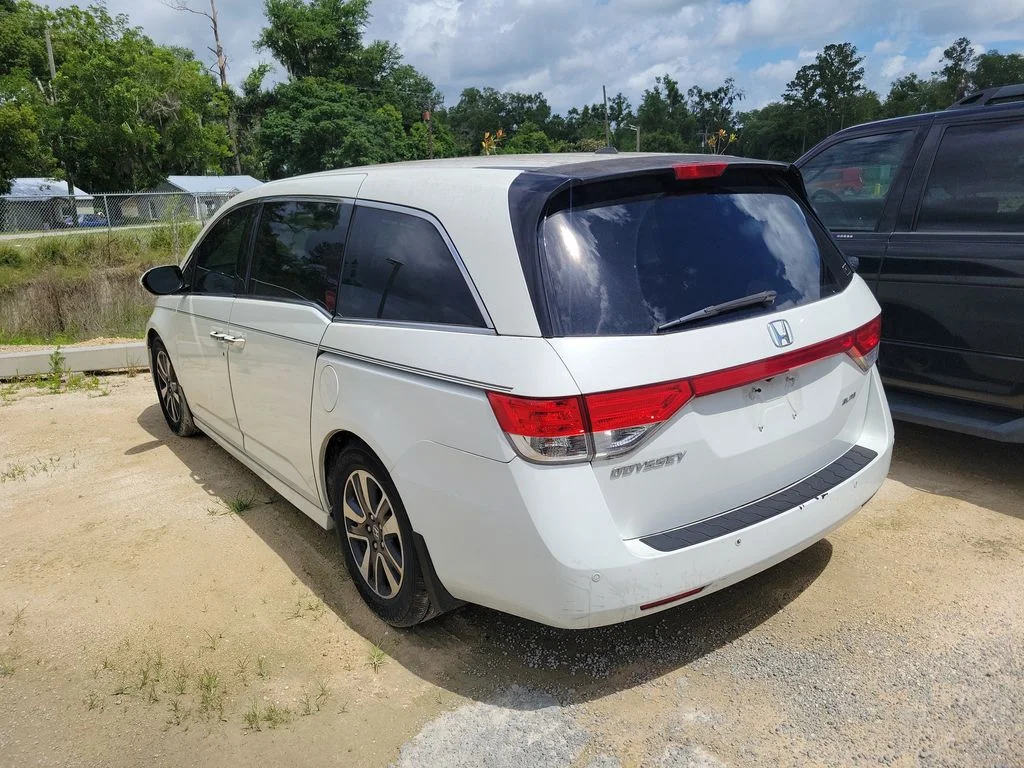Used 2014 White Honda  image 6