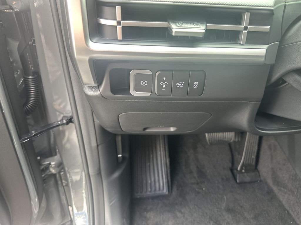 New 2026 Gray Hyundai SEL image 20