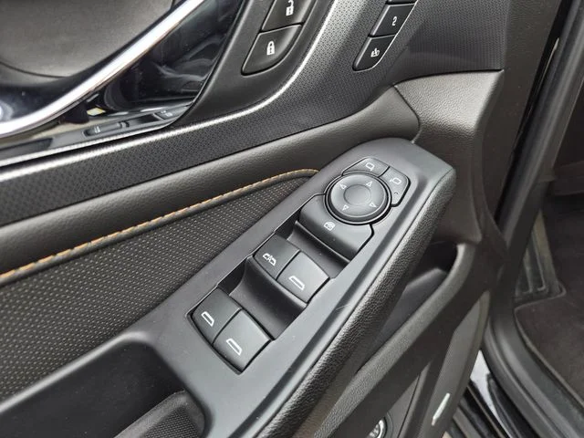 Used 2021 Black Chevrolet Premier image 16