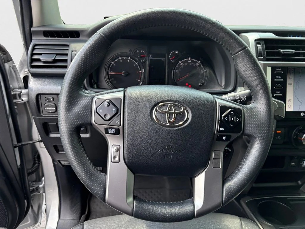 Used 2022 Silver Toyota SR5 Premium image 18
