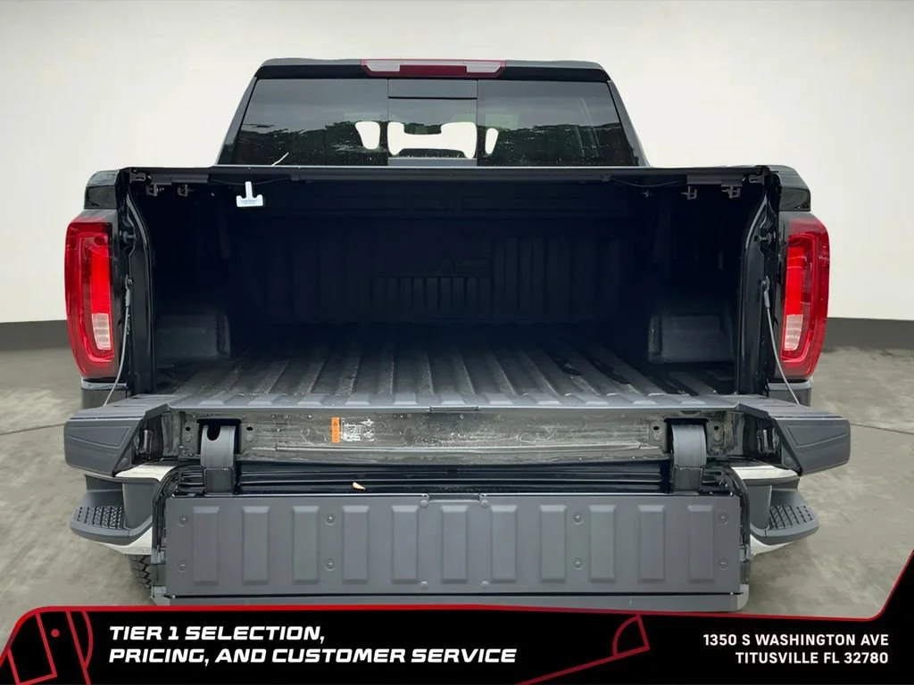 New 2026 Onyx Black GMC SLT image 16