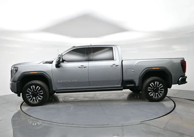 Used 2025 Sterling Metallic GMC Denali Ultimate image 4