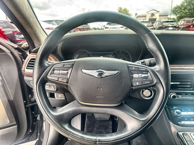 Used 2019 Black Genesis 3.3T Premium image 12