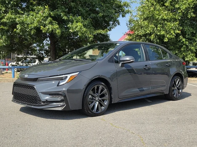2025 TOYOTA COROLLA SE