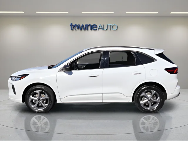 Certified Used 2023 White Ford ST-Line image 4