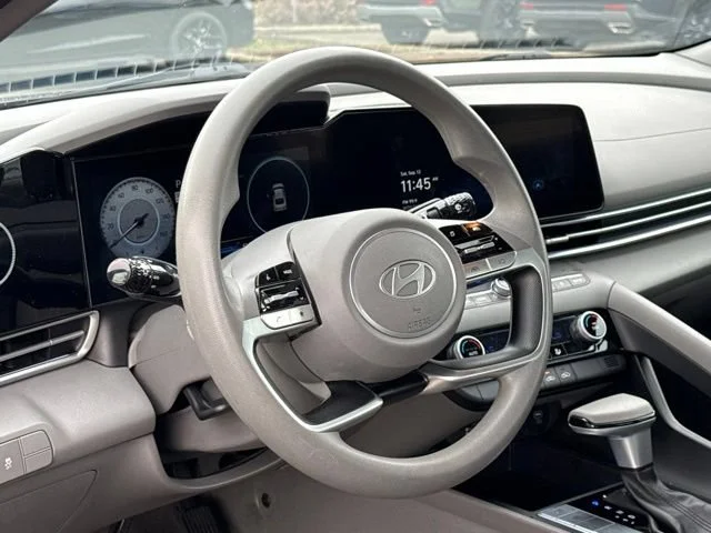 Used 2024 Abyss Black Hyundai SEL image 15