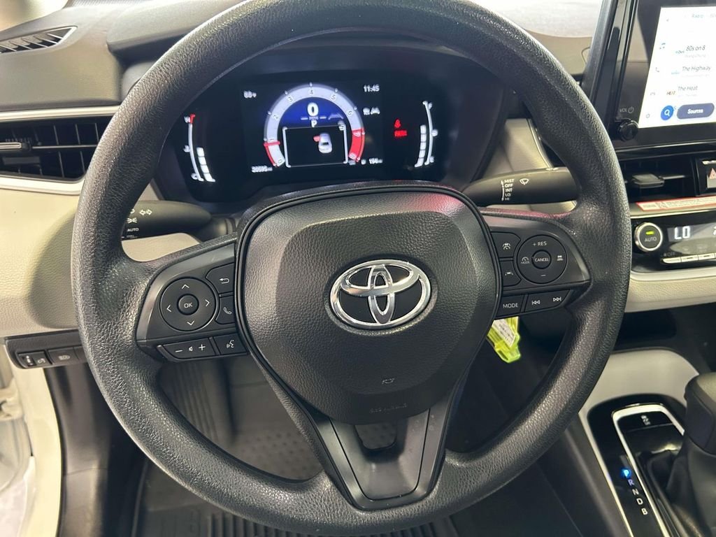 Used 2026 White Toyota LE image 17