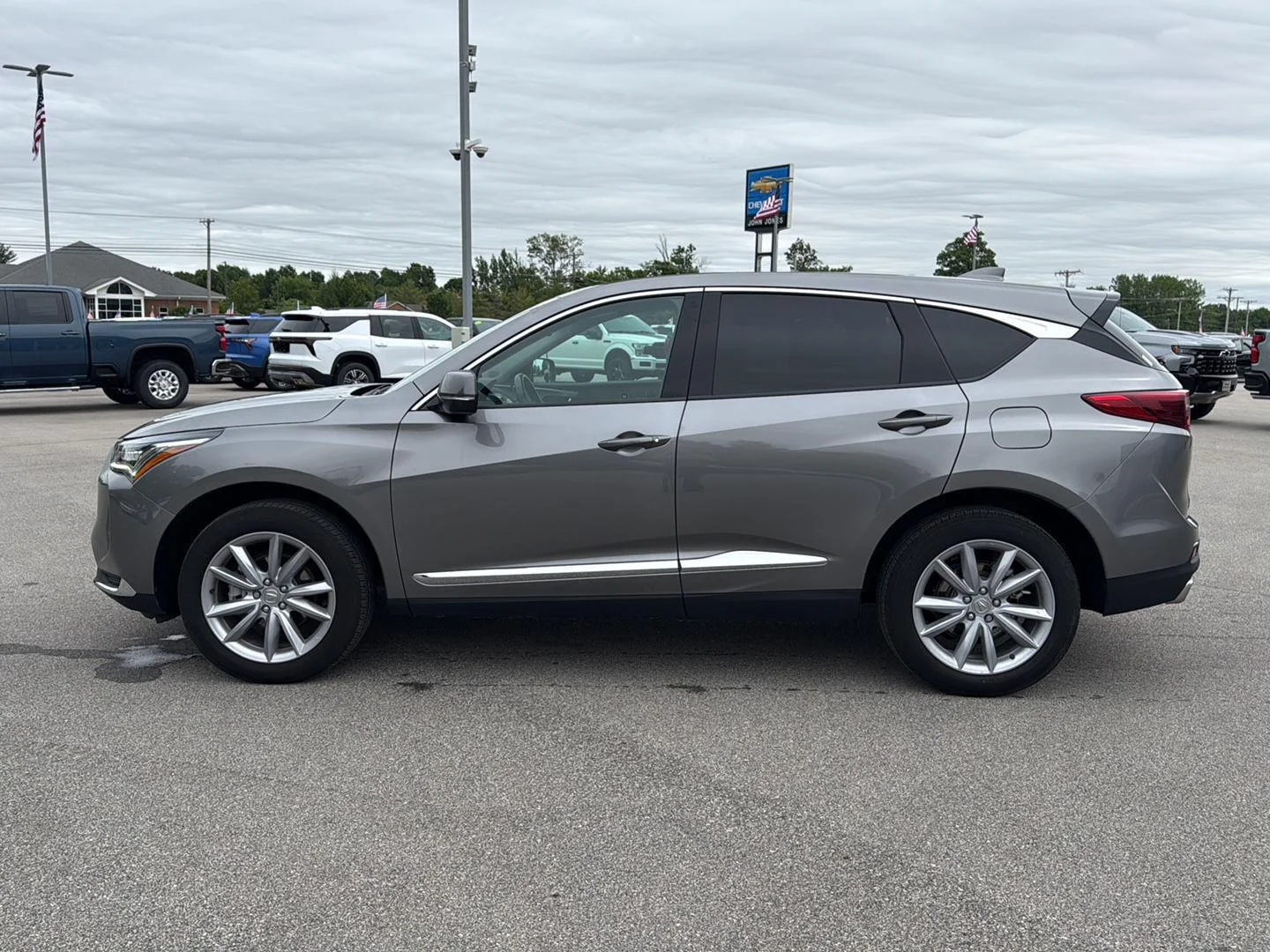 Used 2023 Liquid Carbon Metallic Acura SH-AWD image 8