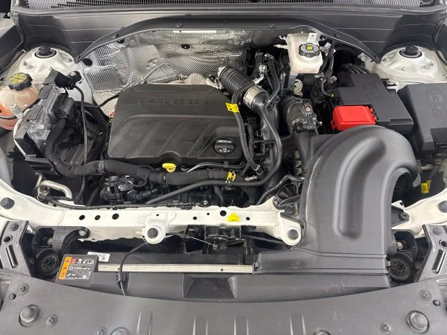Used 2023 White Chevrolet LT image 17