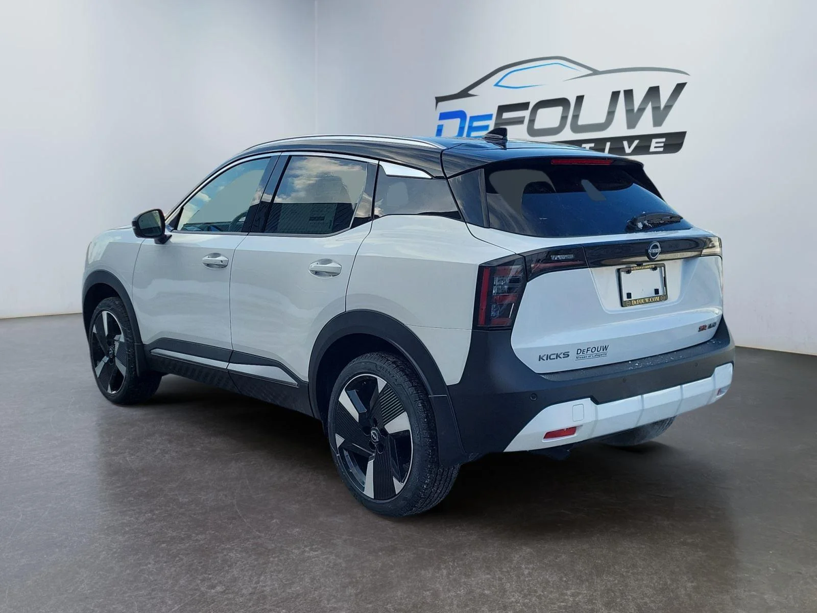 2026 Nissan KICKS SR AWD - Photo 5