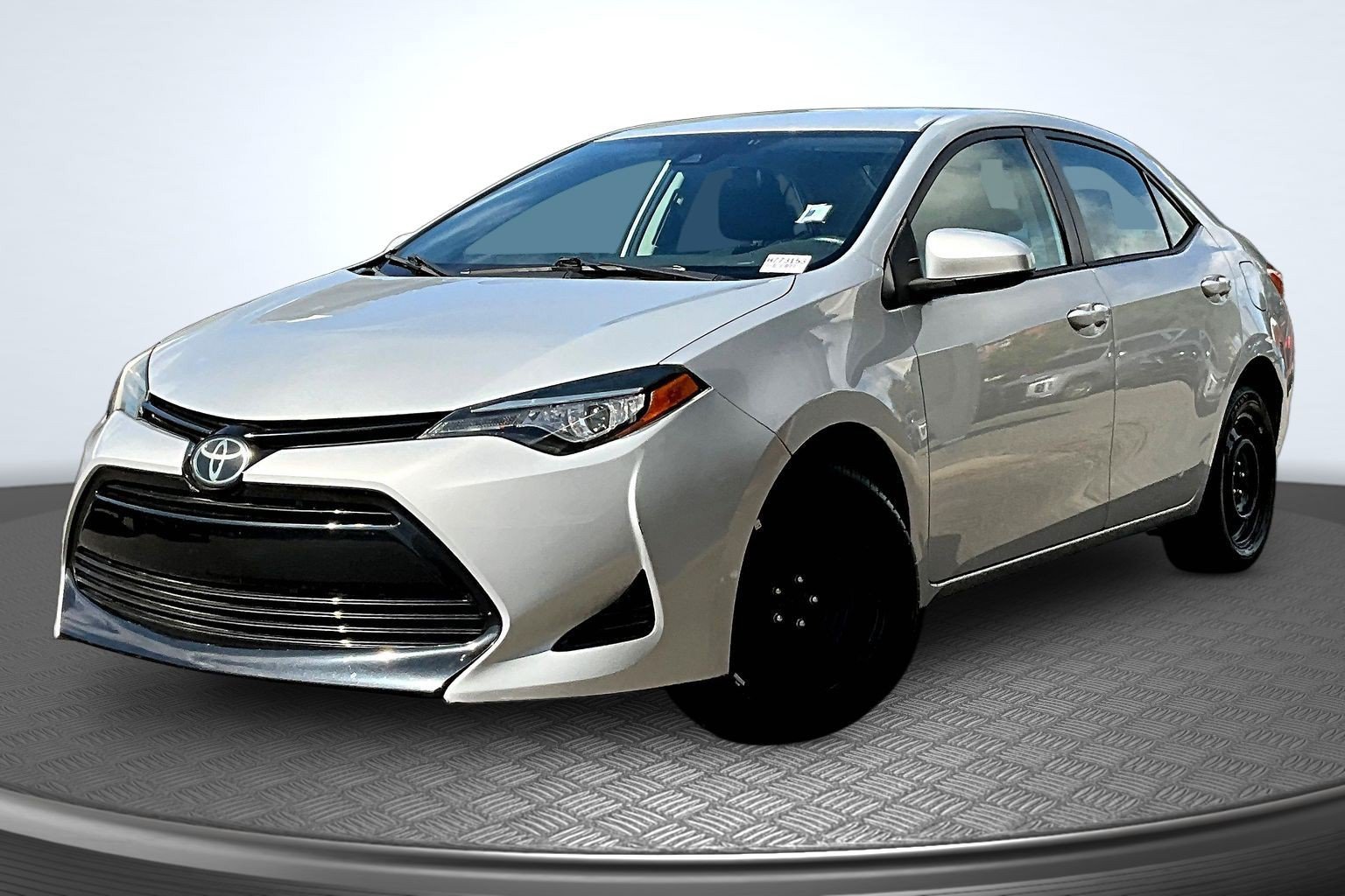 Used 2017 Silver Toyota LE image 1