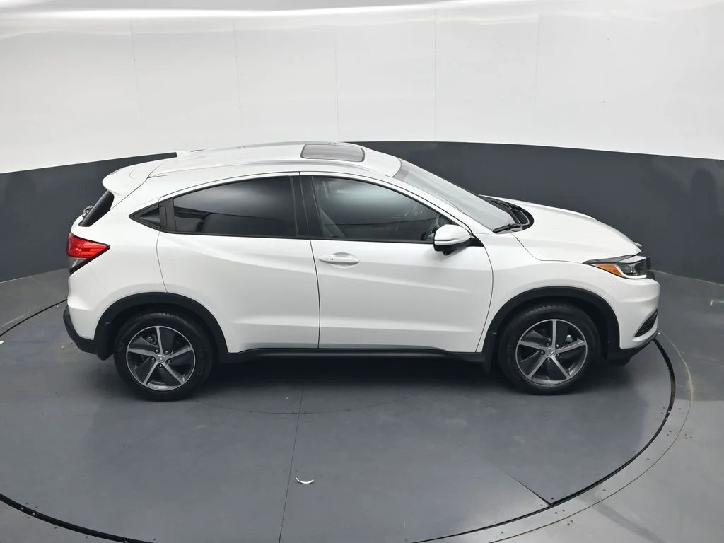 Certified Used 2022 White Honda EX image 28