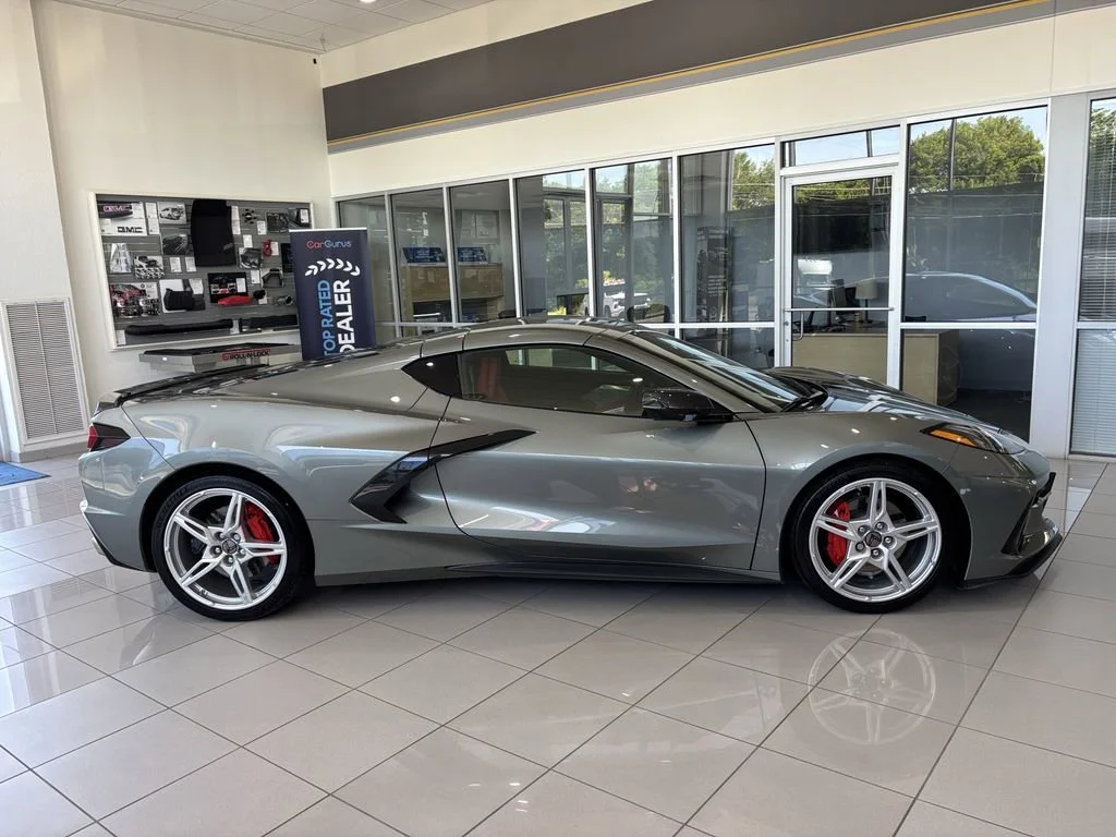 Used 2023 Hypersonic Gray Metallic Chevrolet 2LT image 6