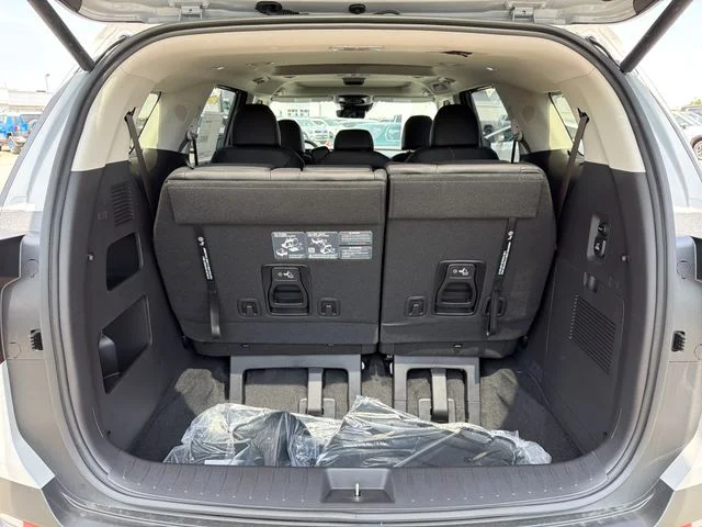 2027 Kia Carnival SX Prestige - Photo 24