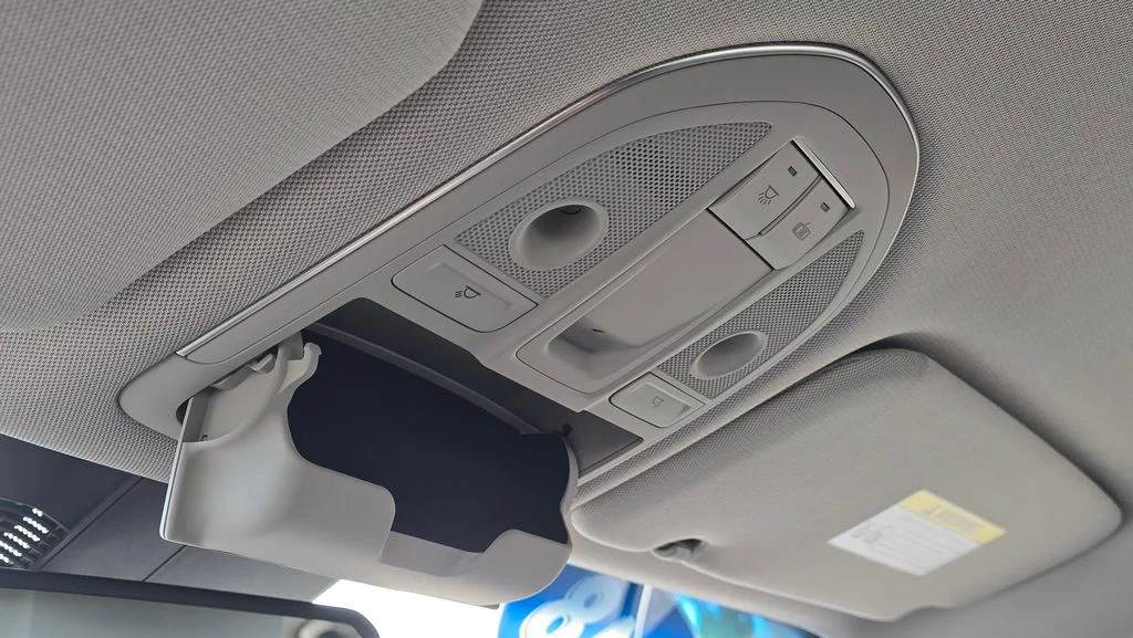 Used 2018 Gray Genesis 3.8 image 35