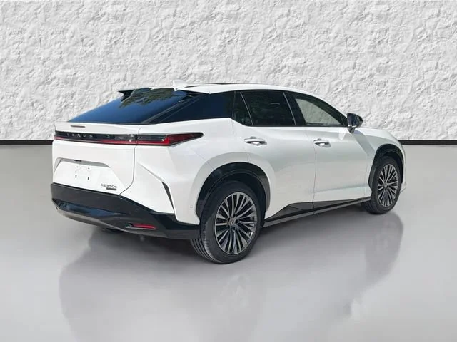 Used 2023 White Pearl Lexus RZ 450e Luxury image 3