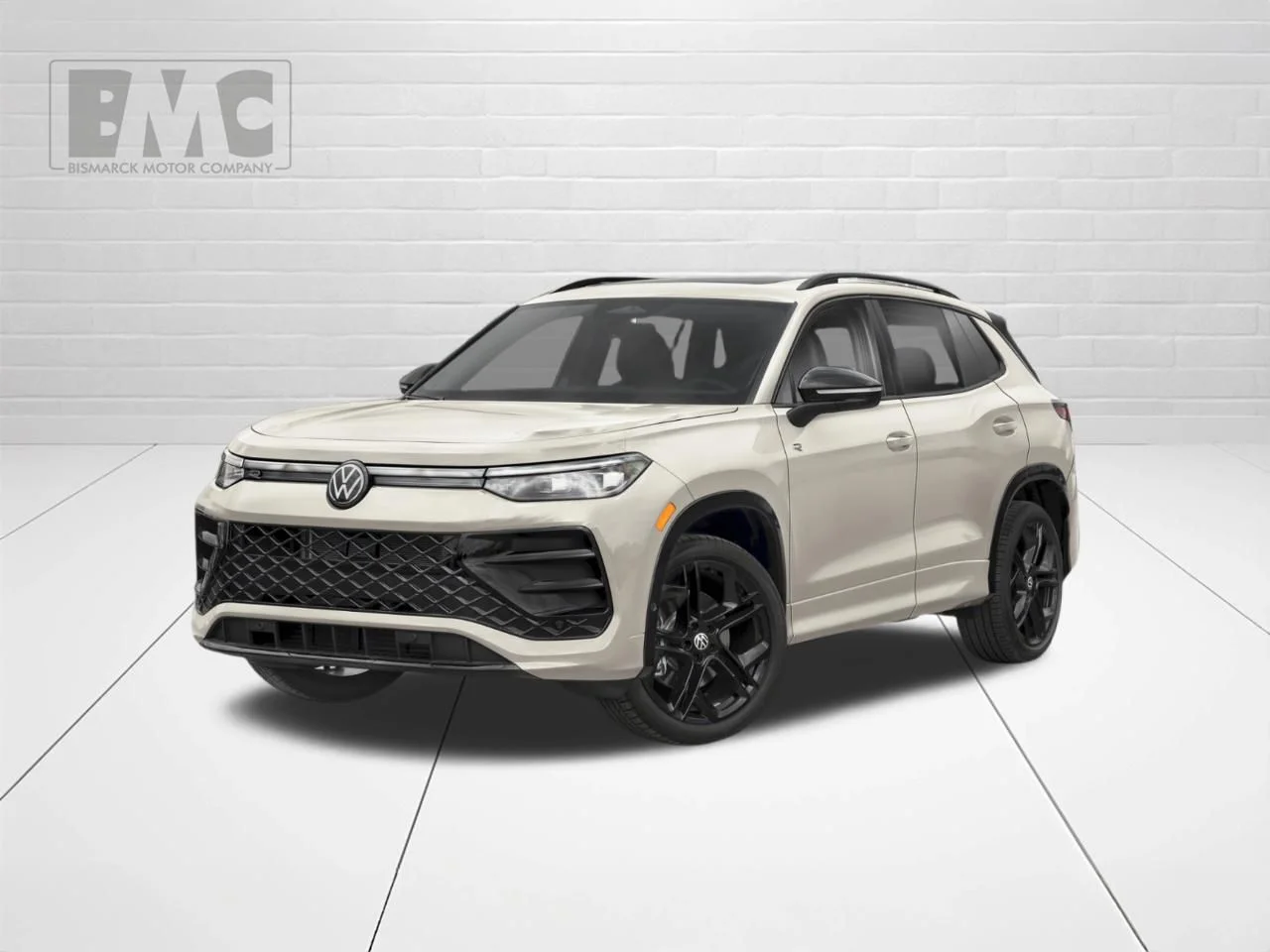 2026 Volkswagen Tiguan 2.0T SE R-Line Black 4Motion's photo