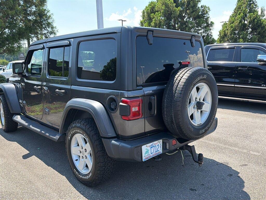Used 2021 Granite Crystal Metallic Clearcoat Jeep Unlimited Sport S image 15