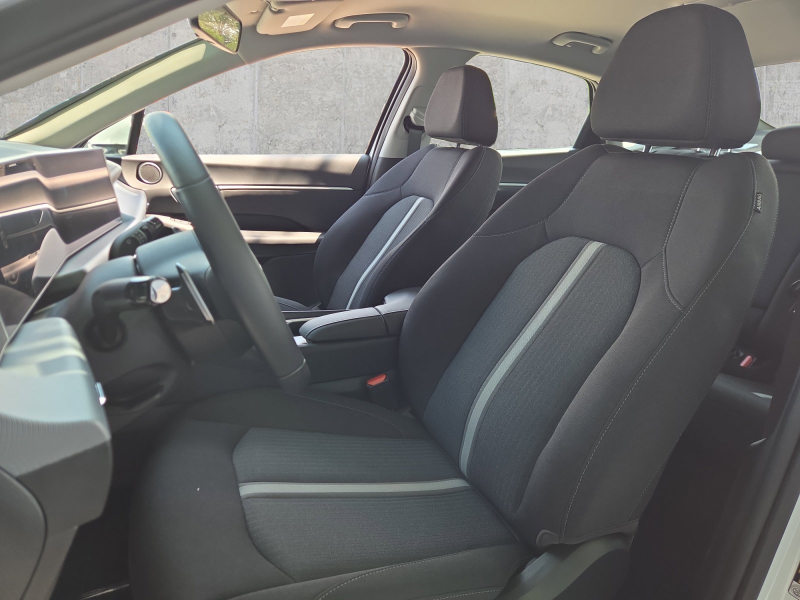 Certified Used 2026 White Hyundai SEL Sport image 9