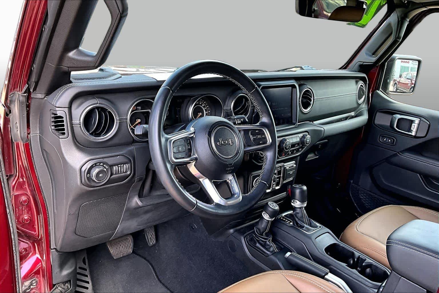 Used 2021 Snazzberry Pearlcoat Jeep Unlimited Sahara image 16