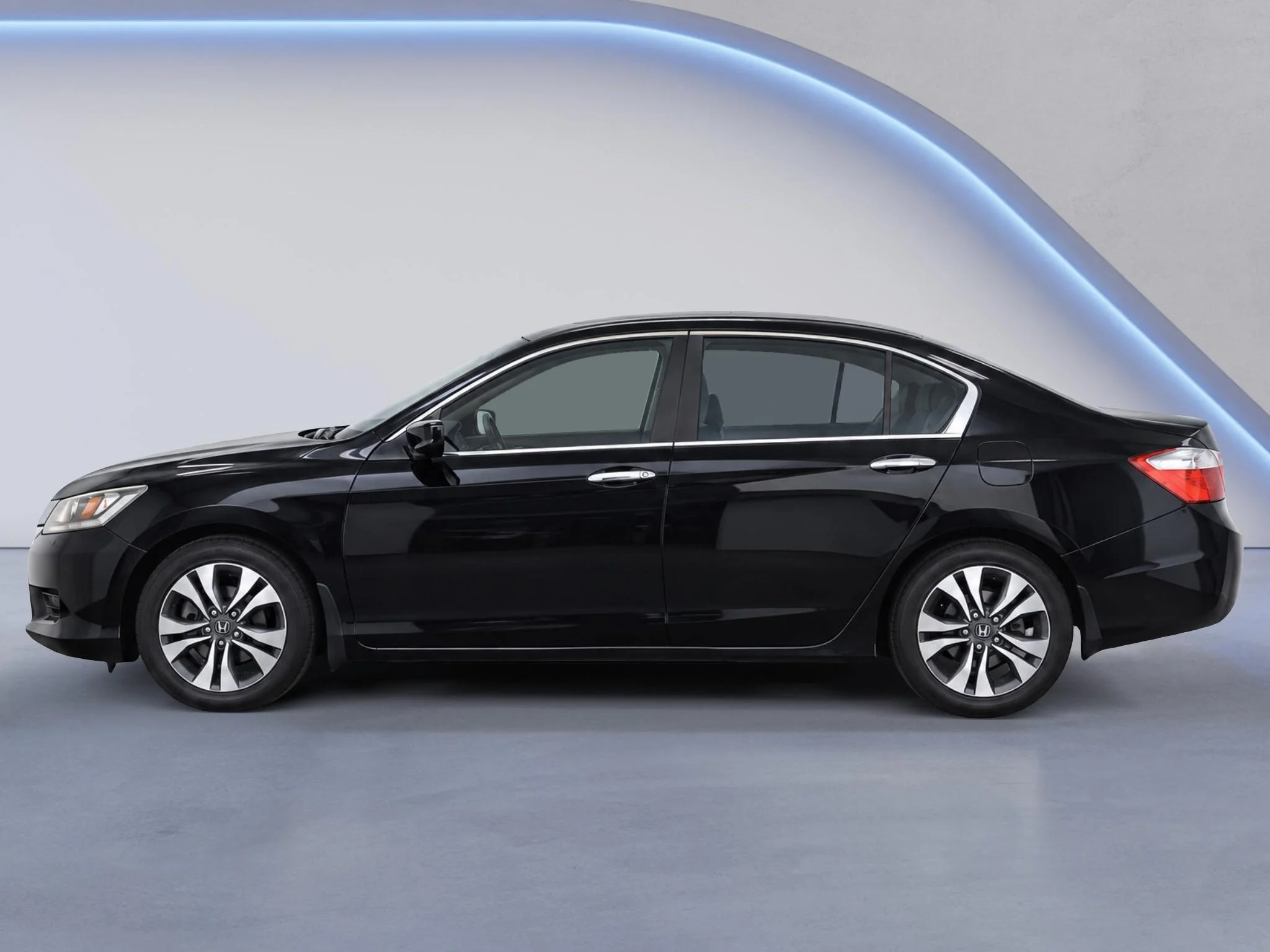 Used 2015 Crystal Black Pearl Honda LX image 8