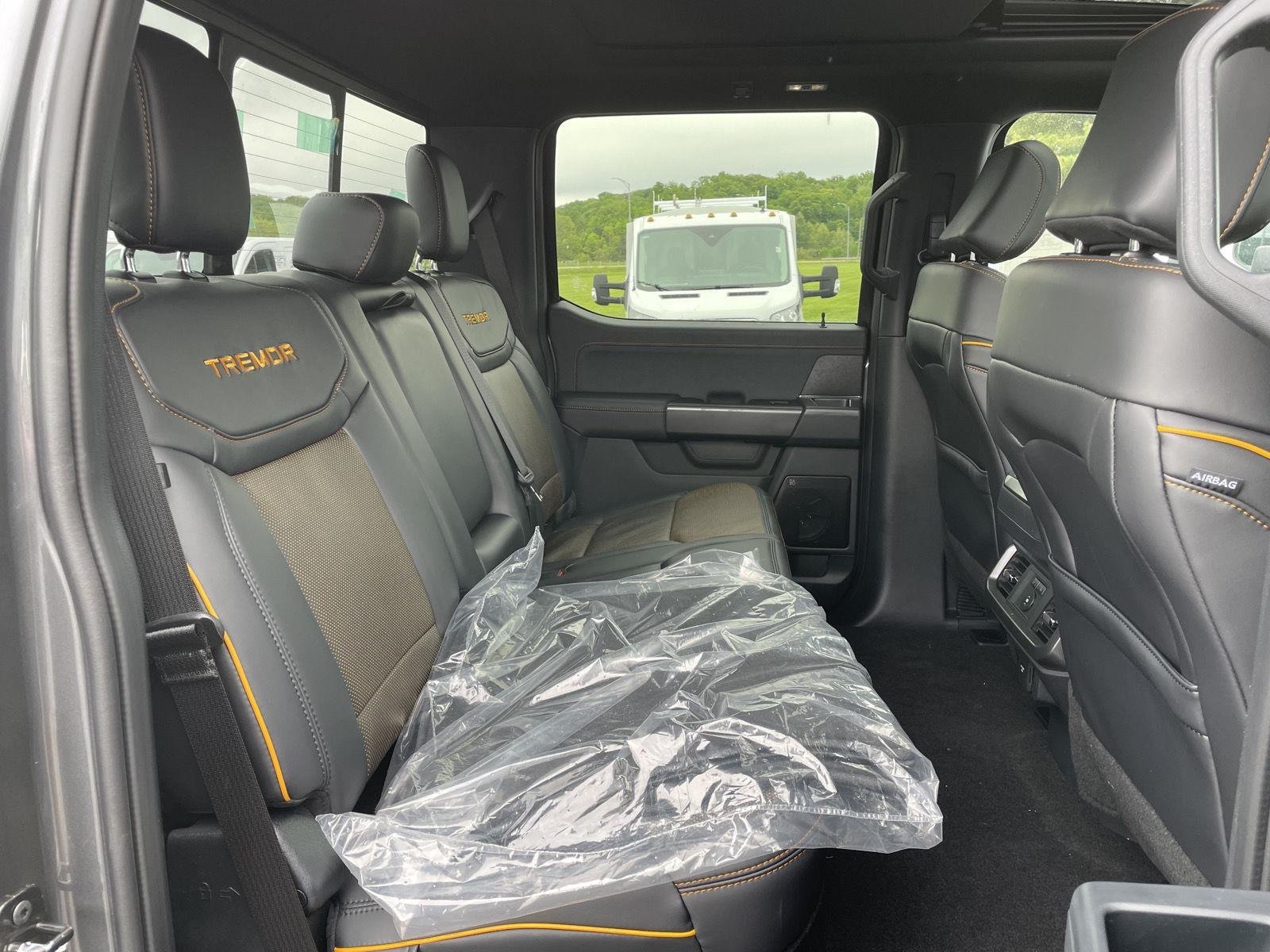 New 2026 Carbonized Gray Metallic Ford Tremor® image 36