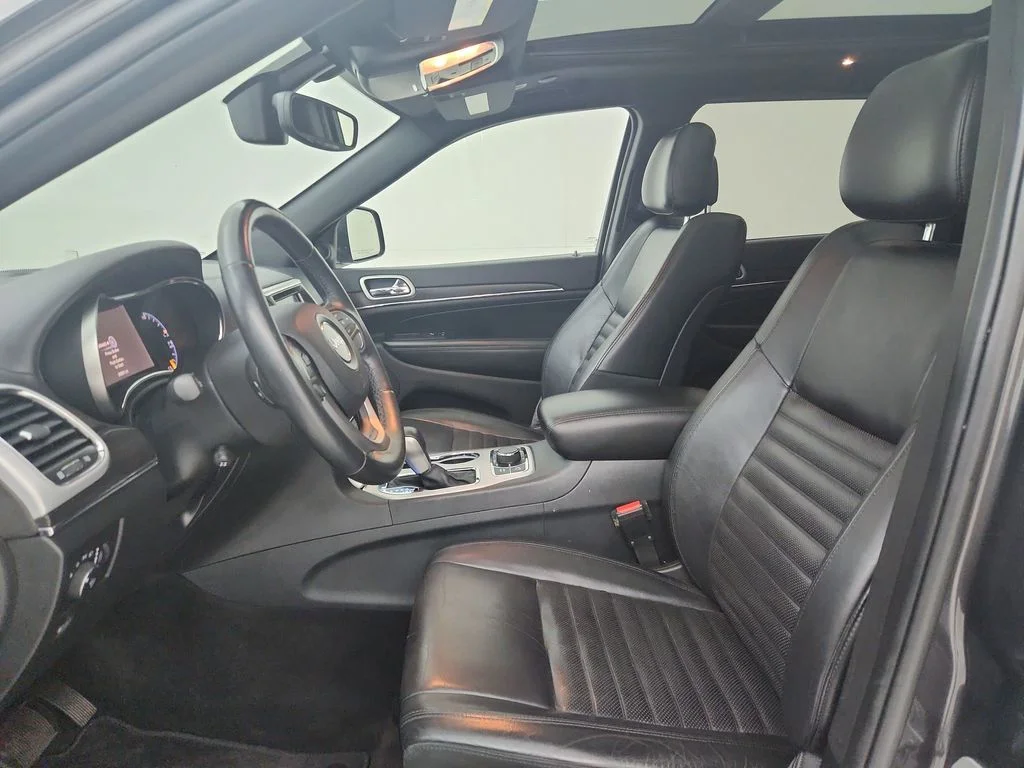 Certified Used 2018 Gray Jeep Limited image 20