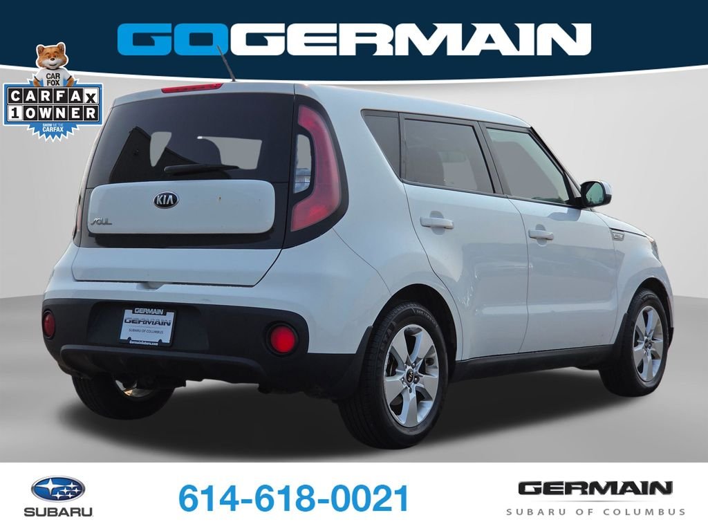 Used 2017 White Kia Base image 7