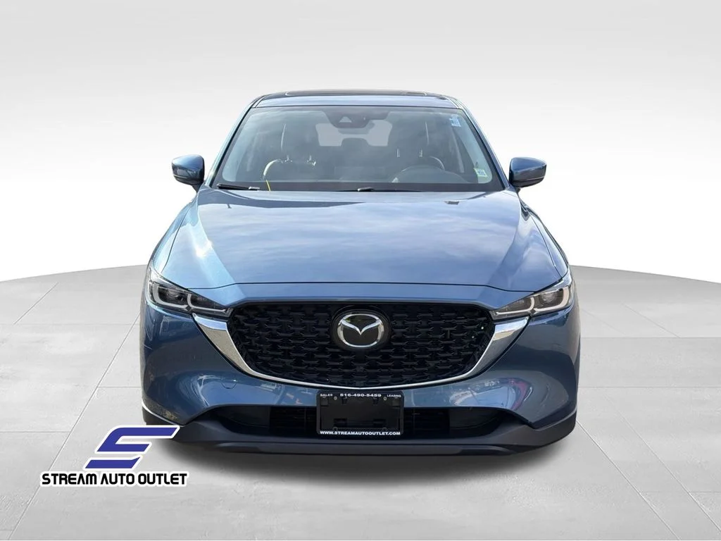 2023 Mazda CX-5 S Preferred package - Photo 2