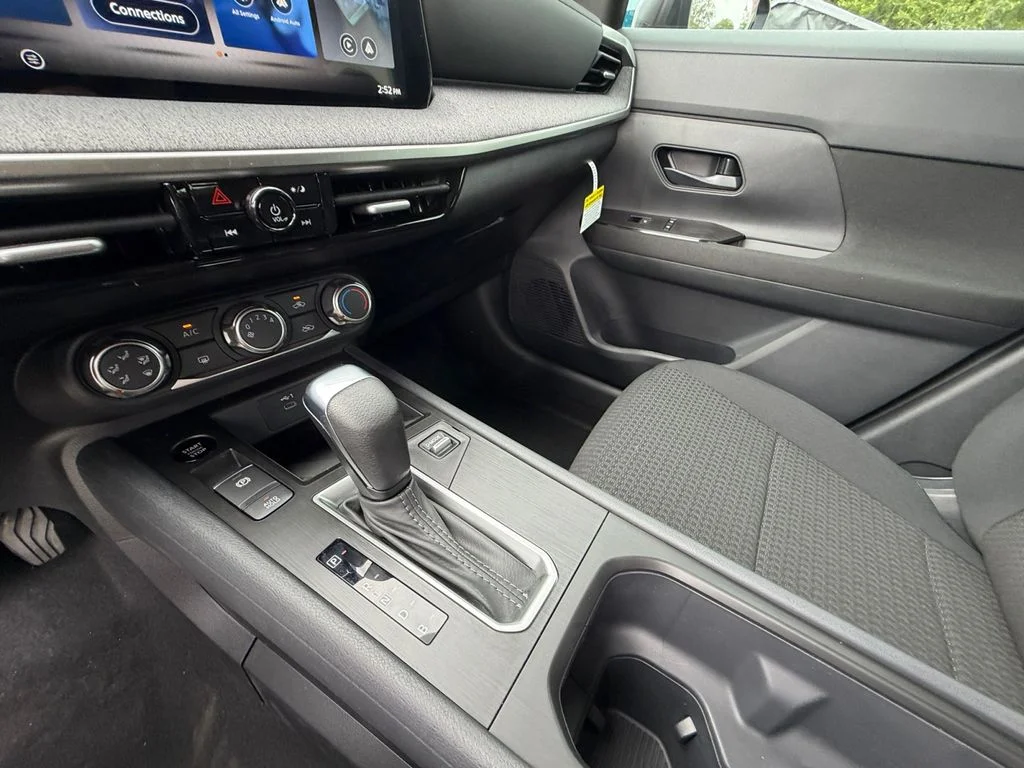 New 2026 Gray Nissan S image 22