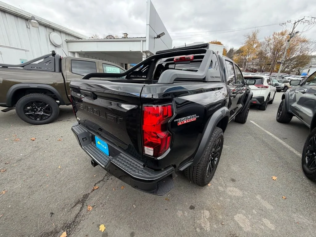2025 Chevrolet Colorado Trail Boss - Photo 14