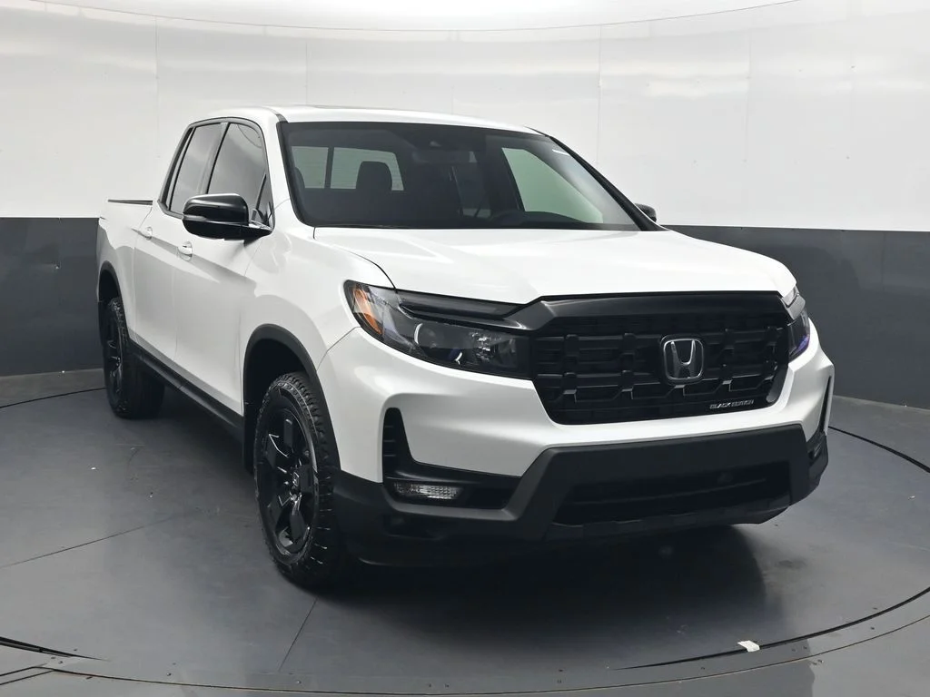 New 2026 Platinum White Pearl Honda Black Edition image 2