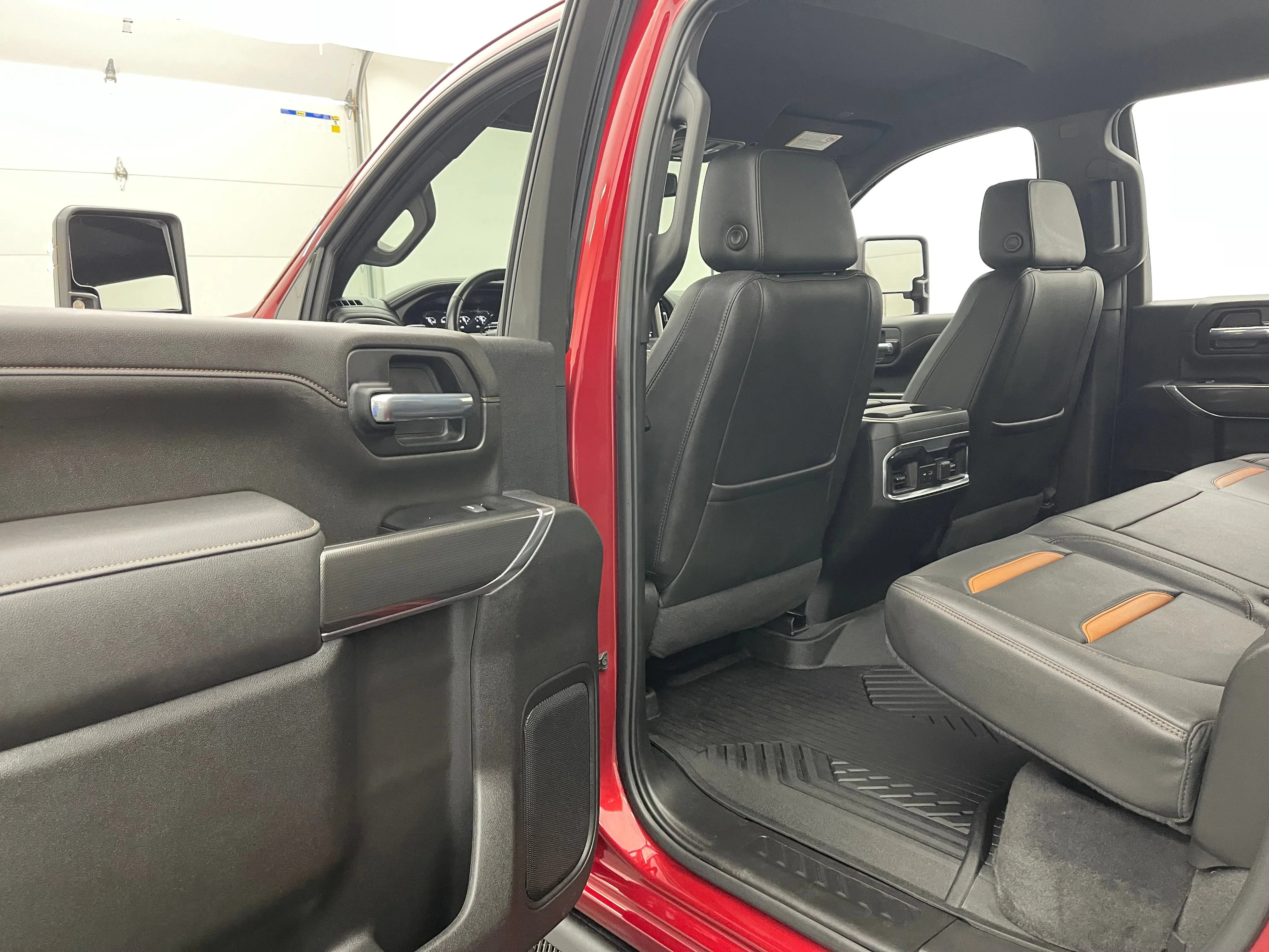 Used 2022 Cayenne Red Tintcoat GMC AT4 image 38