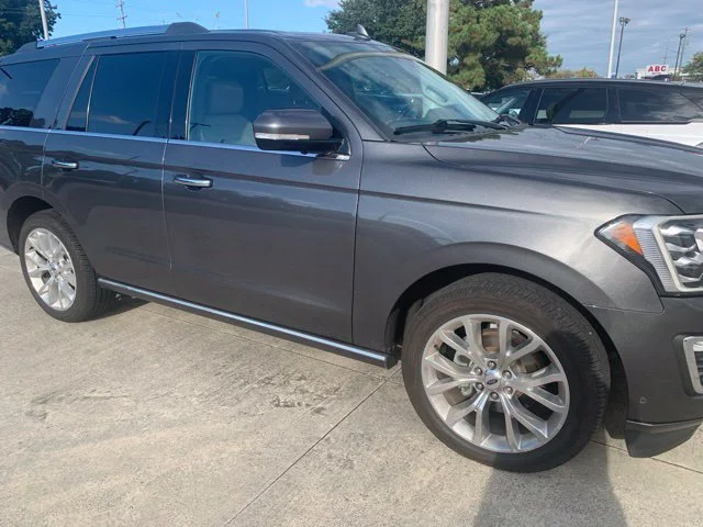 Used 2019 Gray Ford Limited image 4