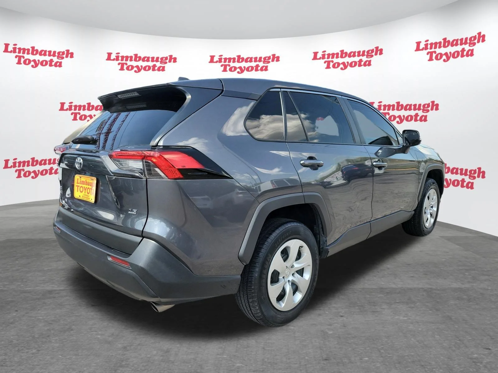 Used 2023 Gray Toyota LE image 22