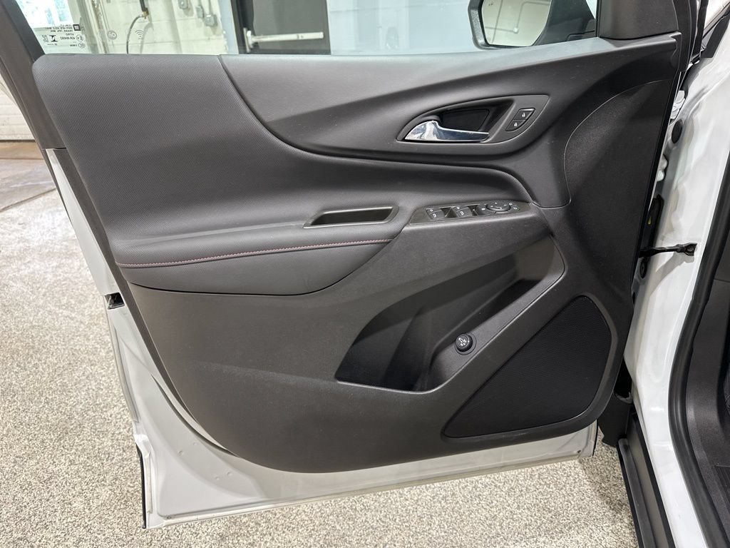 2024 Chevrolet Equinox RS - Photo 12