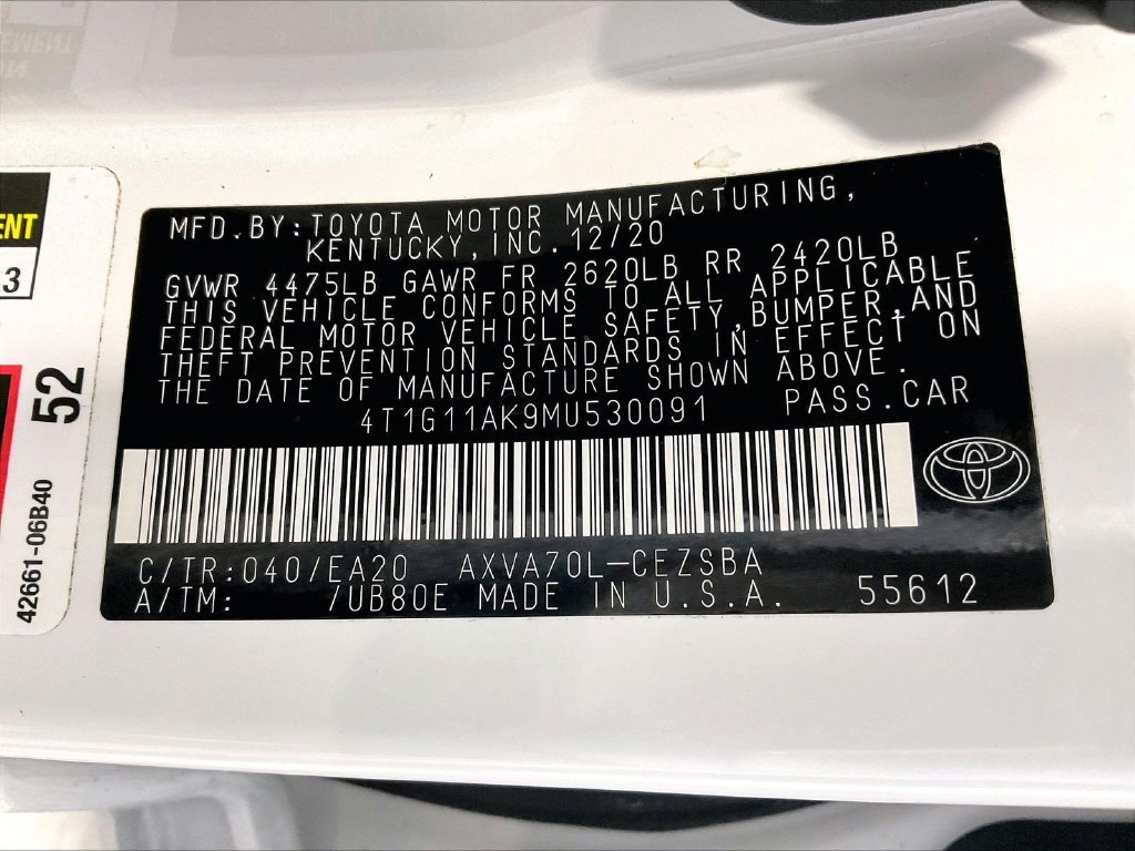 Used 2021 White Toyota SE image 35