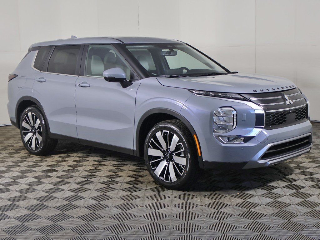 New 2026 Gray Mitsubishi SE image 2