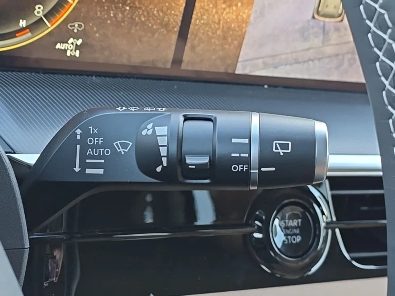 New 2026 BLACK OBSIDIAN INFINITI Luxe 4WD image 24