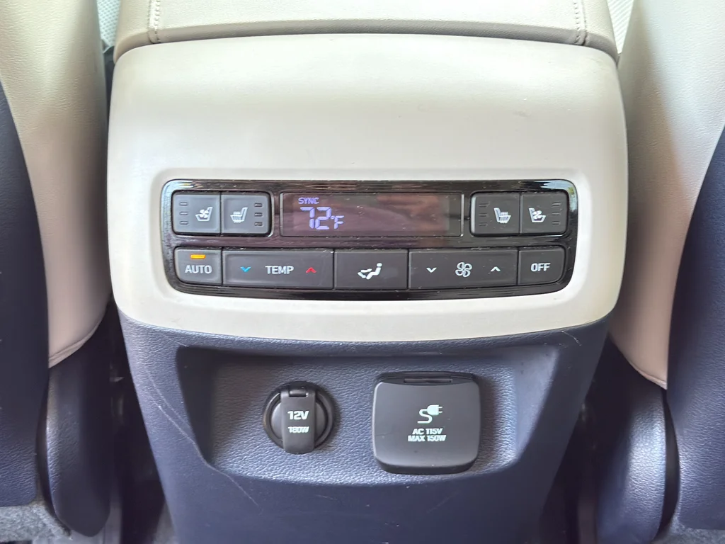 Used 2023 Black Hyundai Calligraphy image 18