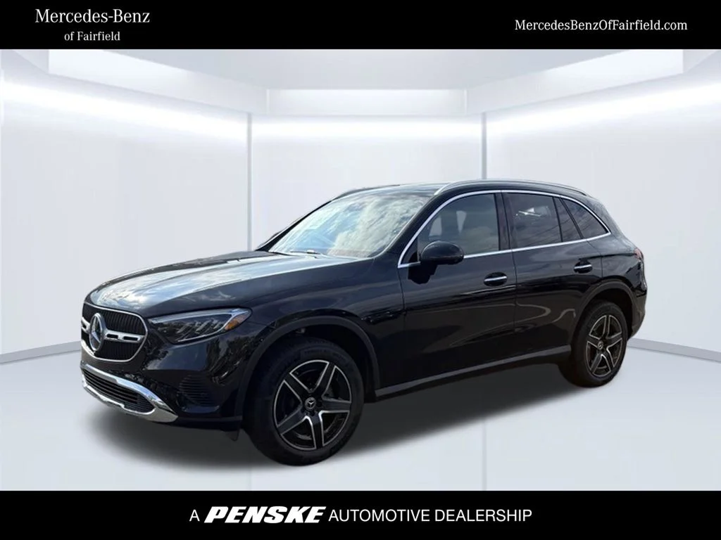 New 2027 Black Mercedes-Benz GLC 300 image 38
