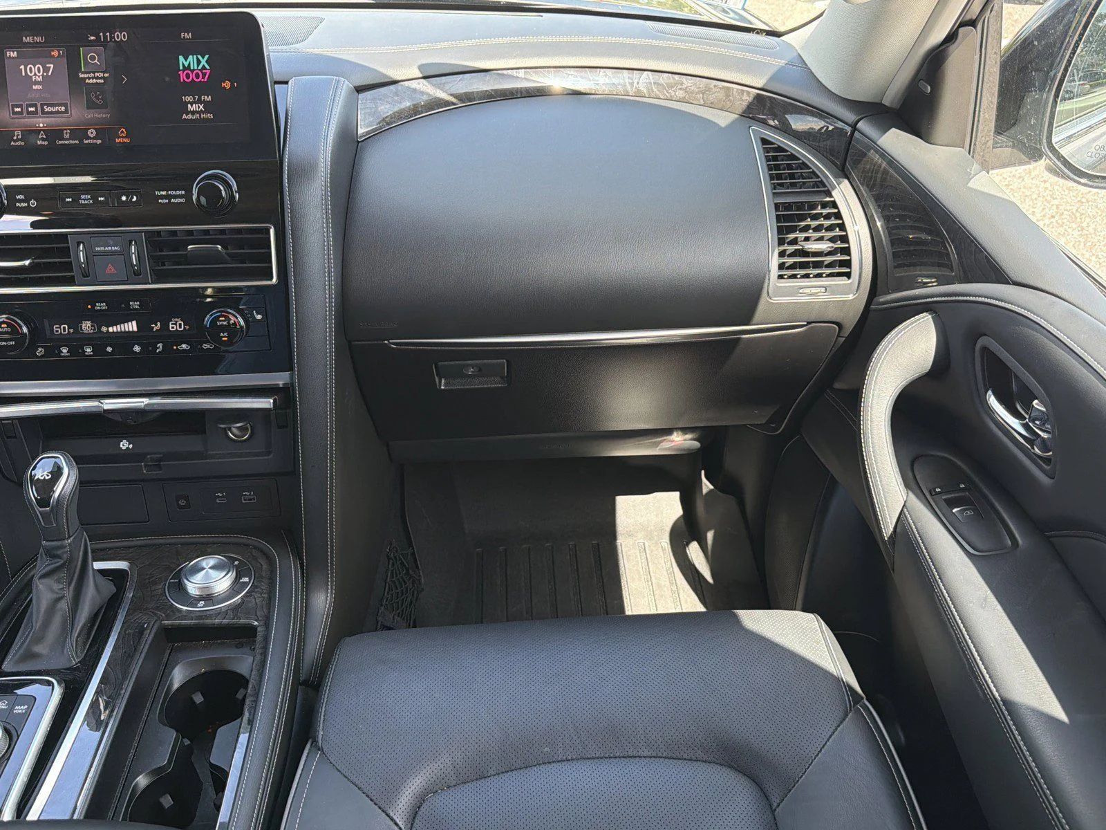 Used 2022 Gray INFINITI LUXE image 17