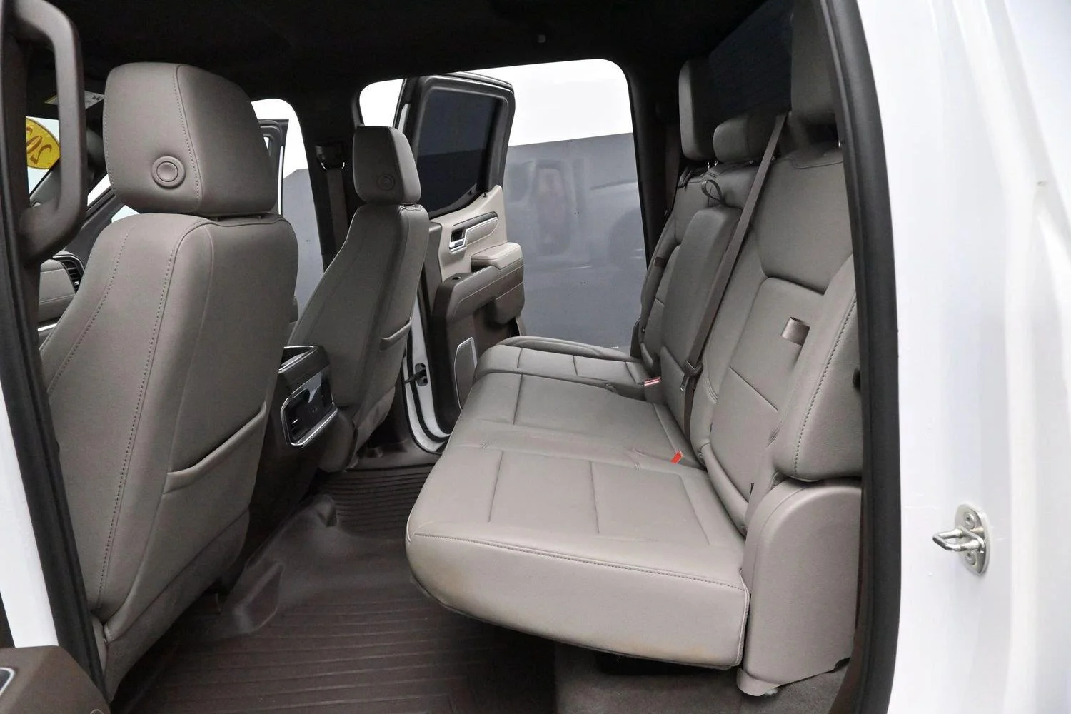 Used 2022 Summit White GMC SLT image 28