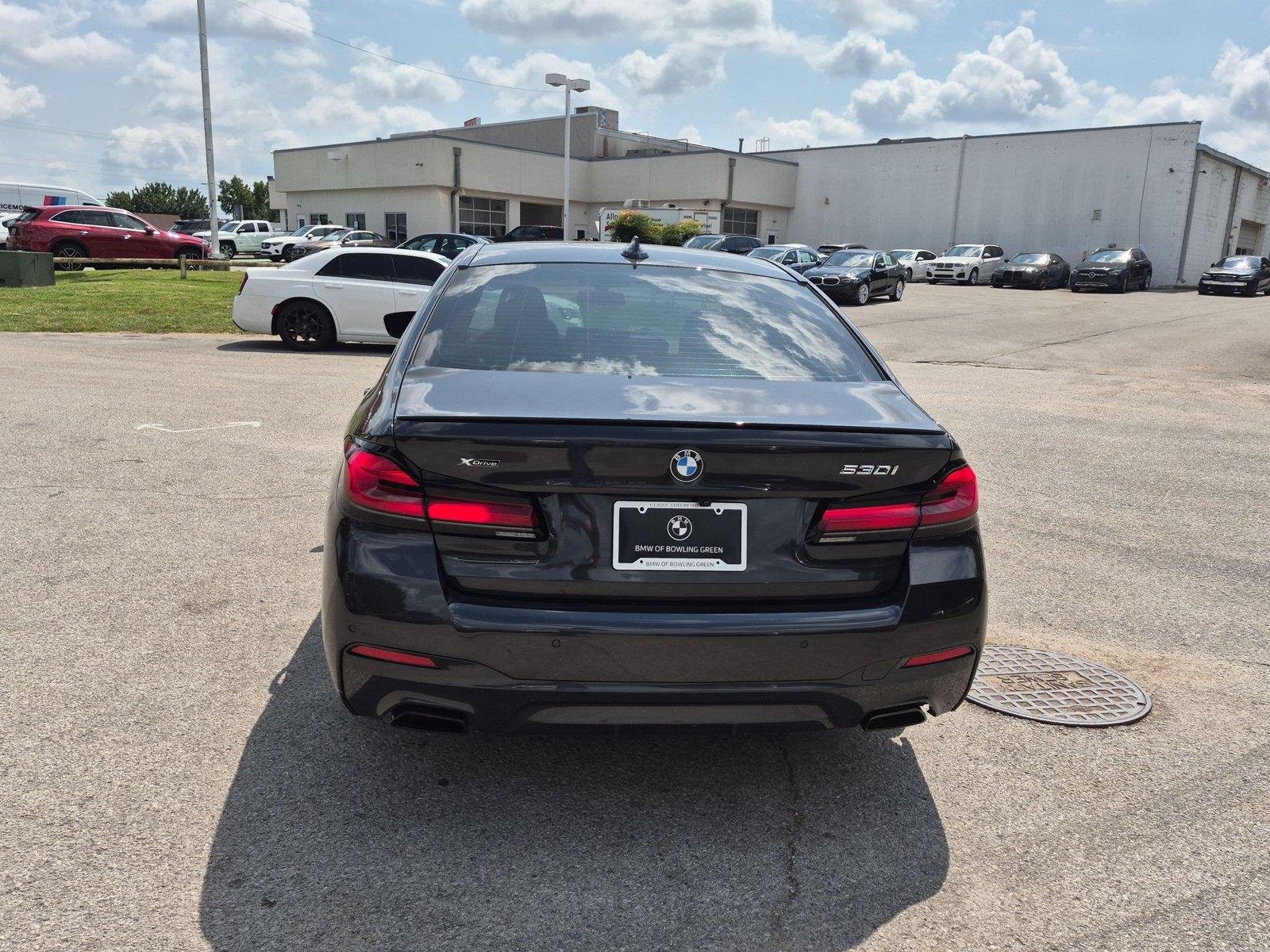 Used 2023 Dark Graphite Metallic BMW 530i xDrive image 4