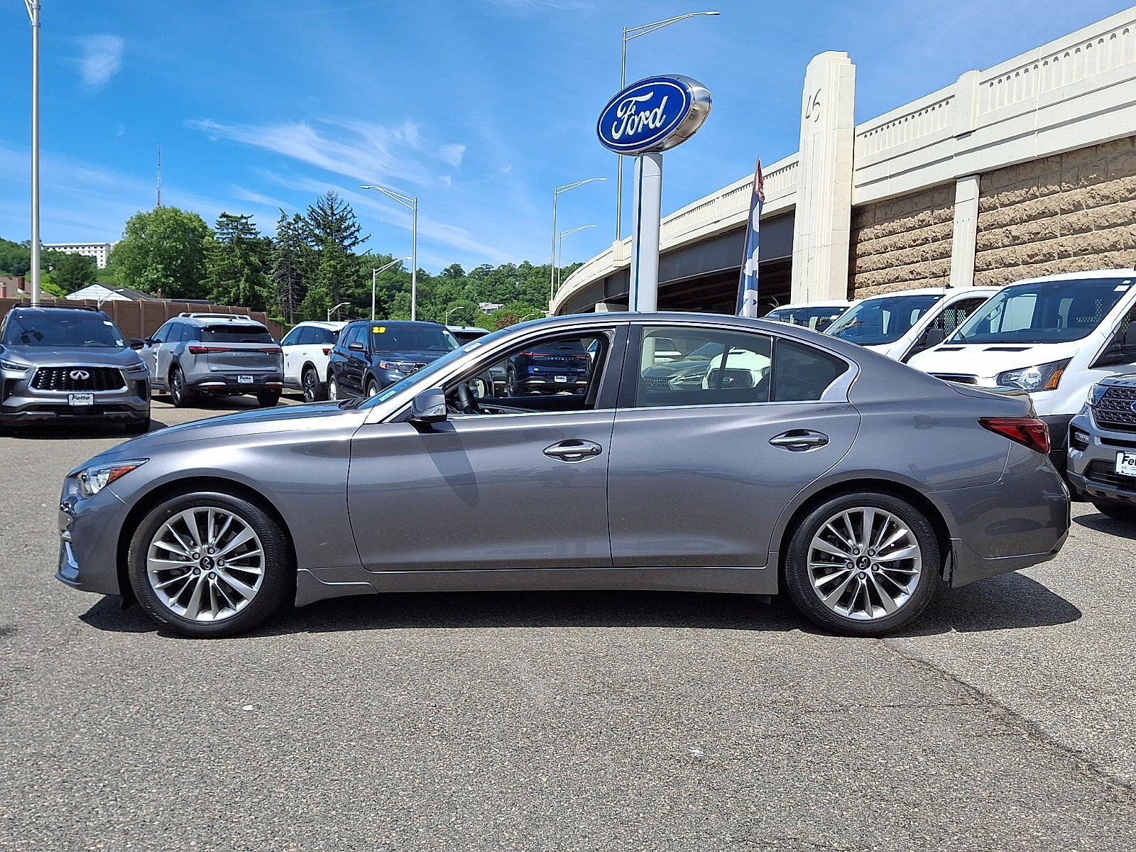 Certified Used 2023 Graphite Shadow - KAD INFINITI LUXE AWD image 7