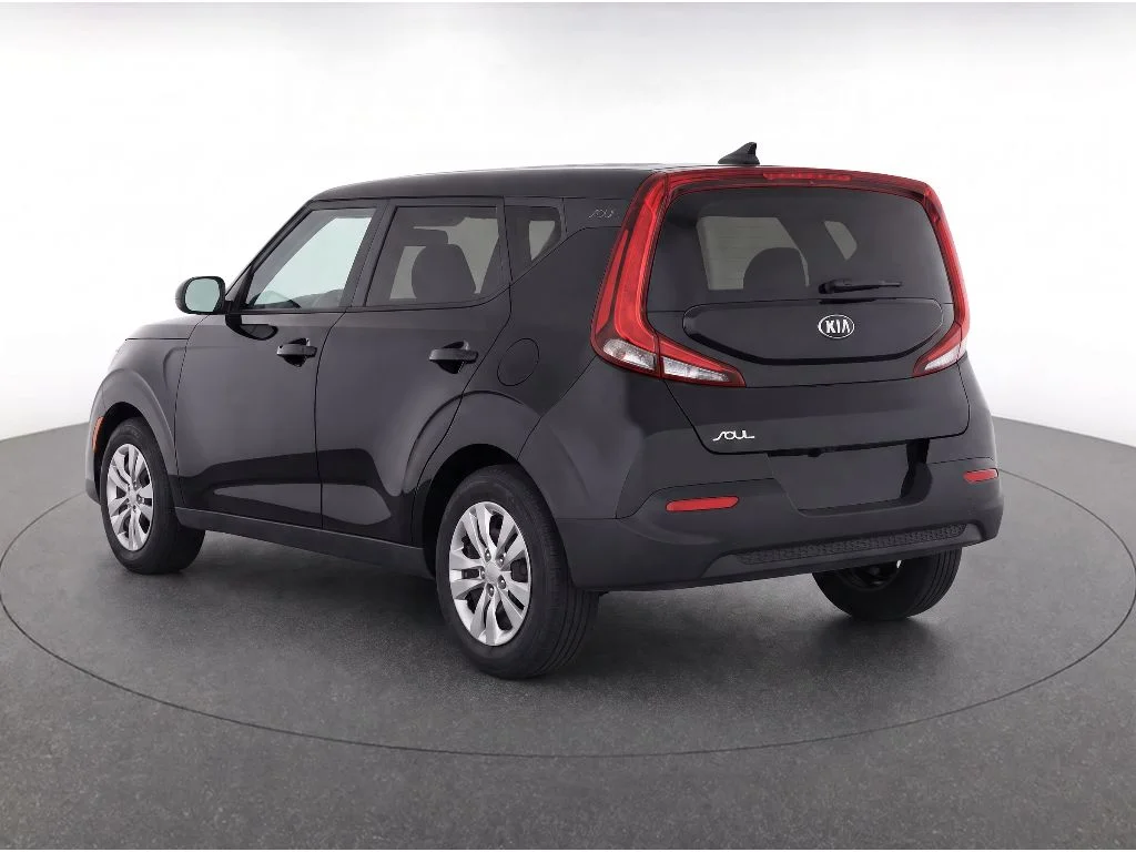 Used 2021 CHERRY BLACK Kia LX image 3